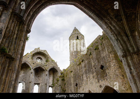 Kapelle des Königs Cormac Mac Carthaigh auf dem Felsen von Cashel (carraig Phadraig), Cashel der Könige und St. Patrick's Rock Stockfoto