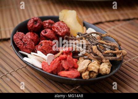 Chinesische Kräuter. Andere Art von Chinese Herbal Stockfoto