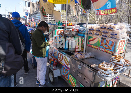 New York Brezel Warenkorb Stockfoto