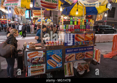 New York Hot dog Vendor im Times Square Stockfoto
