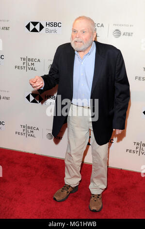 NEW YORK, NY - 21. April: Schauspieler Brian Dennehy die Premiere von "Die Möwe" während des Tribeca Film Festival 2018 BMCC Tribeca PAC teilnehmen am 2. April Stockfoto