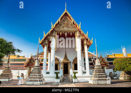 Wat Pho auch bekannt als der Tempel des Liegenden Buddha ist ein Königlicher Tempel der ersten Klasse, einer von zehn solcher Tempel in Bangkok und 23 in Thailand. Stockfoto