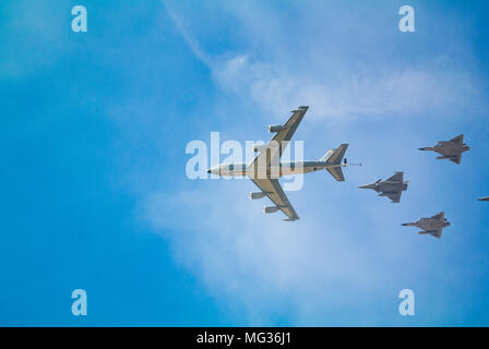 14 juli Flugzeuge Zeremonie, Paris, francehorizontal Stockfoto