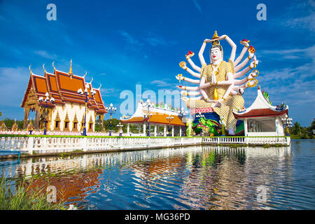 Wat Plai Laem Tempel mit 18 Hände Gott Statue (guanyin), Koh Samui, Surat Thani, Thailand. Stockfoto