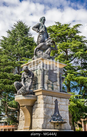 Denkmal für die Surveyor und Explorer George William Evans, der die Great Dividing Range 1813 gekreuzt, Kings Parade, Bathurst, Zentrale Hochebene Stockfoto