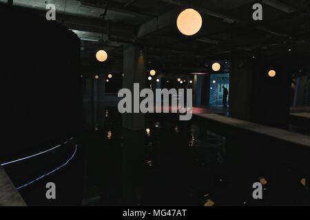 Die Kehrseite der VIP-PRIVATE VIEW, 26. April 2018 Stockfoto