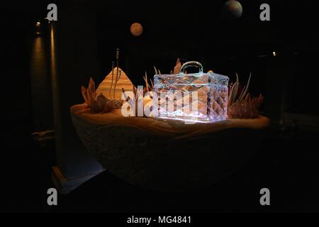 Die Kehrseite der VIP-PRIVATE VIEW, 26. April 2018 Stockfoto