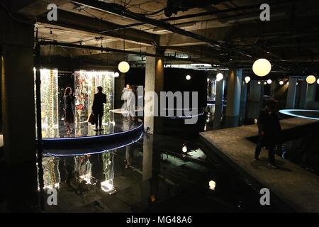 Die Kehrseite der VIP-PRIVATE VIEW, 26. April 2018 Stockfoto