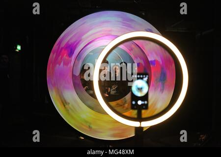 Die Kehrseite der VIP-PRIVATE VIEW, 26. April 2018 Stockfoto