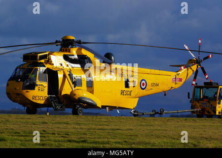 Westland Sea King HAR.3 XZ594, RAF Valley, Anglesey, North Wales, Vereinigtes Königreich, Stockfoto