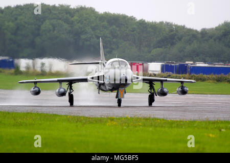 Hawker Hunter T7, XL565, Taxying, Bruntingthorpe, England, Stockfoto