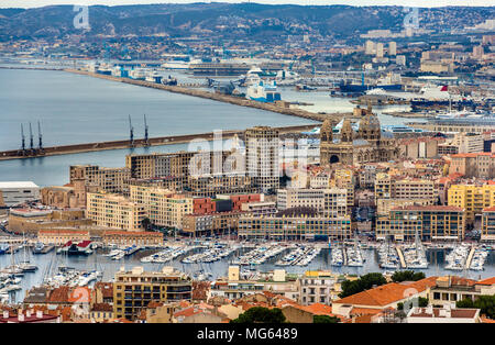 Blick auf Marseille von Notre-Dame de la Garde Stockfoto