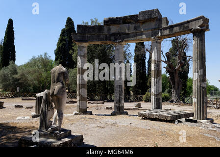 Der Tempel der Venus von Knidos mit Replik Aphrodite Statue, Villa Adriana. Tivoli. Italien. Der Tempel wurde auf der griechischen Tempel in Knidos die modelliert Stockfoto