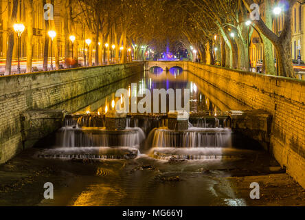 Quais de la Fontaine in Nimes, Frankreich Stockfoto