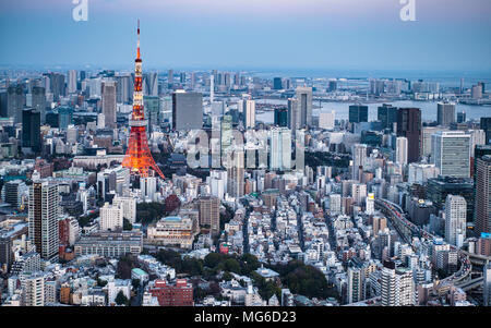 Tokio Tokio Skyline Stadtbild einschließlich der Tokyo Tower Stockfoto