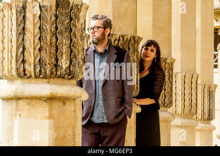 Die stattlichen Familie, Ehepaar Brett (links) und Rennie Sparks, im Brighton Dome. Stockfoto