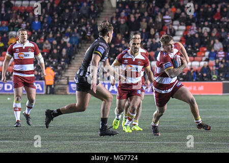 Widnes, Großbritannien, 27. April 2018. Wählen Sie Sicherheit aus, Stadion, Widnes, England; Betfred Super League Rugby, Wikinger v Widnes Wigan Warriors; Ryan Sutton von Wigan Warriors Credit: Aktuelles Bilder/Alamy leben Nachrichten Stockfoto