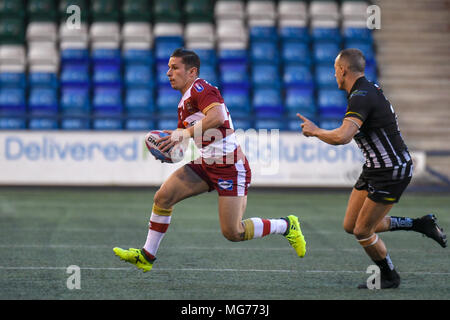 Widnes, Großbritannien, 27. April 2018. Wählen Sie Sicherheit aus, Stadion, Widnes, England; Betfred Super League Rugby, Wikinger v Widnes Wigan Warriors; Morgan Escare von Wigan Warriors Credit: Aktuelles Bilder/Alamy leben Nachrichten Stockfoto