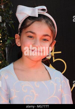 In Pasadena, Kalifornien. 27 Apr, 2018. Michela Luci in der Ankunftshalle für 45th Jährliche tagsüber Creative Arts Emmy Awards, Pasadena Civic Center, Pasadena, CA April 27, 2018. Credit: Elizabeth Goodenough/Everett Collection/Alamy leben Nachrichten Stockfoto
