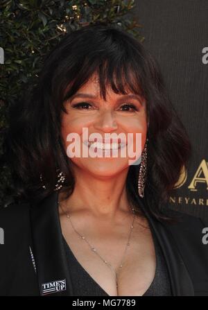 In Pasadena, Kalifornien. 27 Apr, 2018. AnVictoria Rowell in der Ankunftshalle für 45th Jährliche tagsüber Creative Arts Emmy Awards, Pasadena Civic Center, Pasadena, CA April 27, 2018. Credit: Elizabeth Goodenough/Everett Collection/Alamy leben Nachrichten Stockfoto