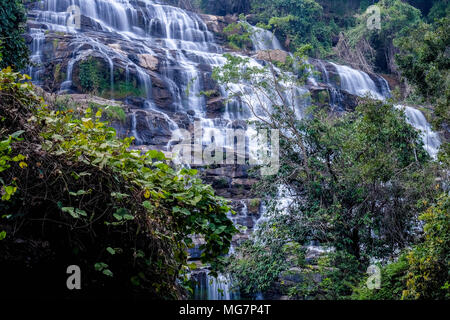 Mae Ya Wasserfall, Doi Inthanon Nationalpark, Chiangmai, Thailand Stockfoto