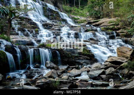 Mae Ya Wasserfall, Doi Inthanon Nationalpark, Chiangmai, Thailand Stockfoto