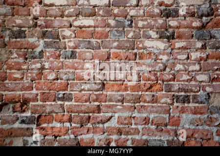 Antike handgefertigte brick wall im historischen Restaurierung von Jamestown in Virginia gefunden Stockfoto