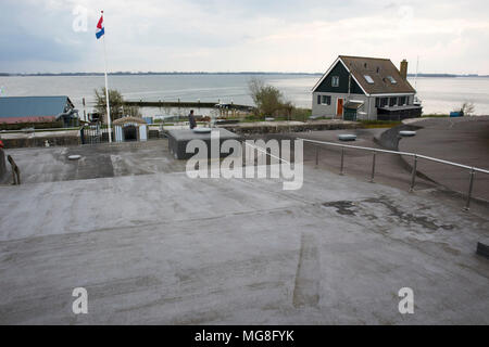 Steenwijk, Niederlande - 14 April 2018 Forteiland Pampus oder Fort Pampus Insel, künstliche Insel im IJmeer, Provinz Noord-Holland, Niederlande Stockfoto