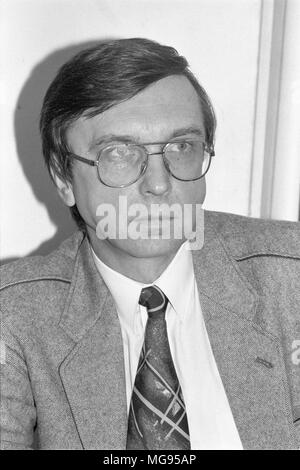 Moskau, Russland - Januar 13, 1993: Stellvertretender Präsident des Instituts für Nationale Sicherheit ans Strategische Studien von Russland Saveliev Alexander Georgievich Stockfoto