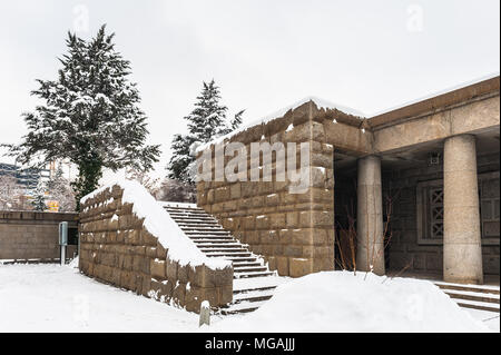 Abu Ibun Sina oder Avicenna Mauseleum, Hamedan, Iran Stockfoto