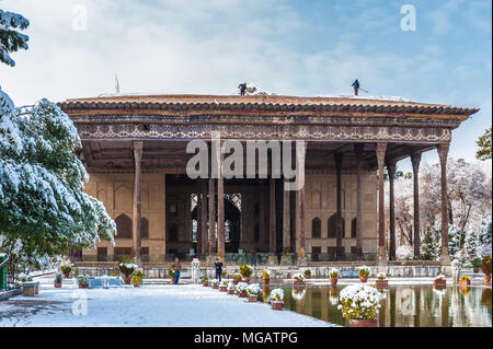 Chehel Sotoun (Vierzig Säulen Palast), Isfahan, Iran. Weltkulturerbe der UNESCO Stockfoto