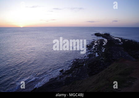 Filey Brigg, Filey, Seaside Resort, North Yorkshire, UK bei Sonnenaufgang Stockfoto