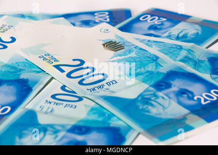 Stapel von israelischen Geld wechsel 200 Schekel. Stockfoto