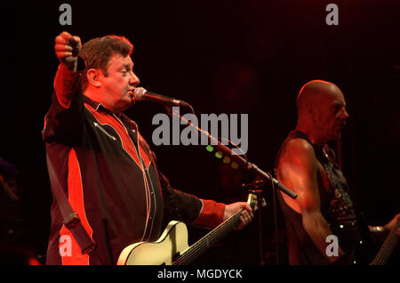 Stiff Little Fingers rock Komedia, Bath, England Stockfoto