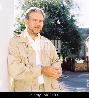 Singer Songwriter Lloyd Cole, der für seine Rolle als Lead Sänger von Lloyd Cole und die Unruhen von 1984 bis 1989, fotografiert in West London bekannt, den 30. August 2006. Stockfoto