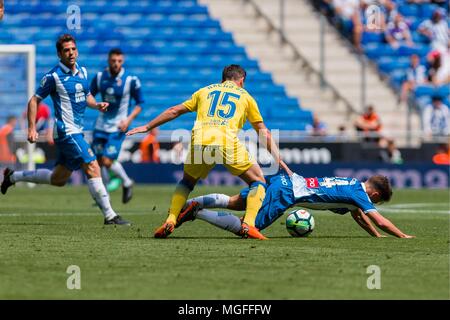 Spanien - 28. April: Espanyol Mittelfeldspieler Oscar Melendo (14) Während des Spiels zwischen RCD Espanyol v Las Palmas für die Runde 35 der Liga Santander, an Cornella-El Prat Stadion am 28. April 2018 in Barcelona, Spanien gespielt. (Credit: Mikel Trigueros/Urbanandsport/Cordon Cordon Drücken Drücken) Stockfoto