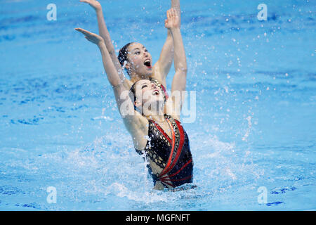 ? Yukiko Inui & Kanami Nakamaki (JPN), 28. April 2018 künstlerische Schwimmen: Die 94 Japan künstlerische Schwimmen Meisterschaften Open 2018 Duet Technische Routine auf Tatsumi International Swimming Centre, Tokyo, Japan. (Foto von Naoki Morita/LBA SPORT) Stockfoto