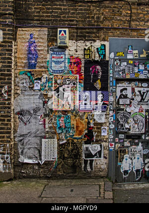 London Street Art, Farbe und Kunst auf den Straßen von London, versteckten Ecken. Stockfoto