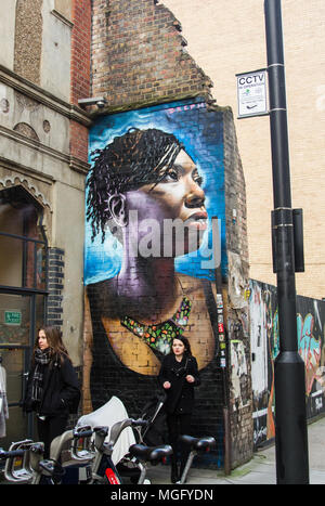 London Street Art, Farbe und Kunst auf den Straßen von London, versteckten Ecken. Stockfoto