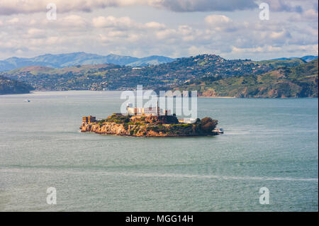 Die Insel Alcatraz in der Bucht von San Francisco, 1,25 Meilen vor der Küste von San Francisco, Kalifornien, USA Stockfoto