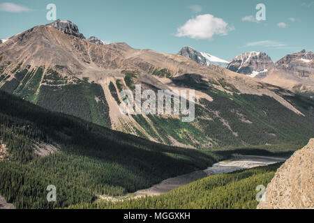 Jasper National Park Mountain Range anzeigen Stockfoto