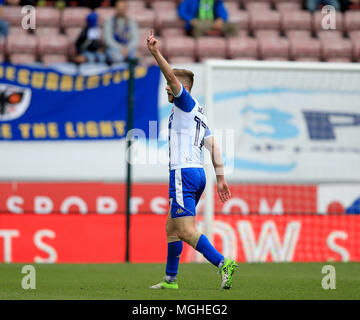 Von Wigan Athletic Michael Jacobs feiert, nachdem er zählt seine Seiten erstes Ziel während der Sky Bet League eine Übereinstimmung bei der DW Stadium, Wigan. Stockfoto