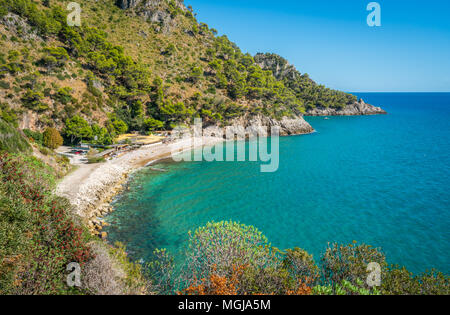 Panoramablick auf die schöne Küste von Gaeta, Provinz Latina in der italienischen Region Latium. Stockfoto