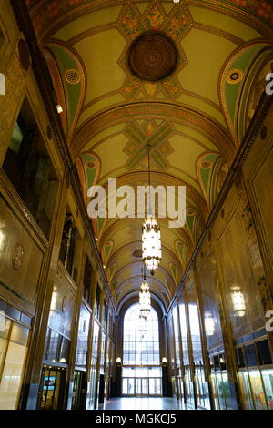 Detroit, Michigan/USA, 9. April 2018: Fisher Building, Haupteingang. Albert Kahn, architech. Stockfoto