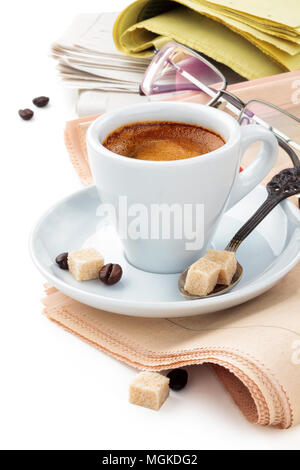 Kaffee und Zeitung. Stockfoto