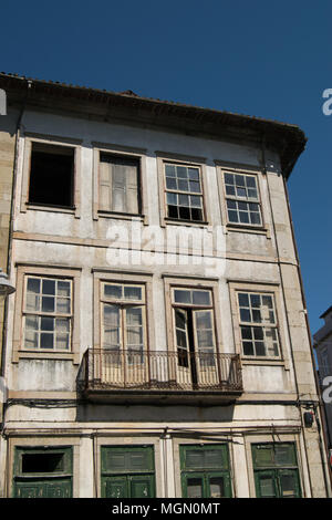 Historischen Zentrum Fassaden mit keramischen Fliesen in Portugal Braga machen der Vergangenheit famylies, wie man dort lebt. Stockfoto