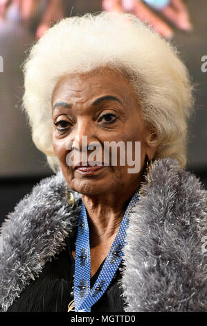 Dortmund, Deutschland. 27 Apr, 2018. Nichelle Nichols am Ziel Star Trek Deutschland Parteitag in der Westfalenhalle. Dortmund, 27.04.2018 | Verwendung der weltweiten Kredit: dpa Picture alliance/Alamy leben Nachrichten Stockfoto
