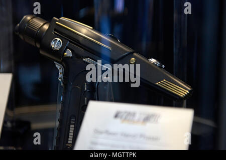 Dortmund, Deutschland. 27 Apr, 2018. Phaser am Ziel Star Trek Deutschland Parteitag in der Westfalenhalle. Dortmund, 27.04.2018 | Verwendung der weltweiten Kredit: dpa Picture alliance/Alamy leben Nachrichten Stockfoto