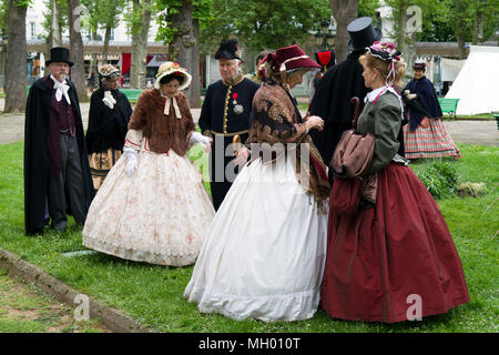 Kostümierten Figuren für das Fest der 3. NAPOLEON in Allier Vichy-Frankreich Stockfoto