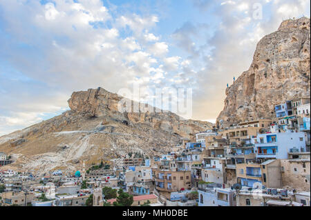 Ma'loula oder Maaloula, einem Dorf in der Rif Dimashq Governatorats in Syrien. Es ist in der schroffen Bergabhang gebaut, in einer Höhe von mehr als 1500 met Stockfoto